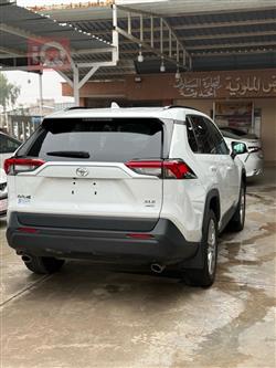 تويوتا راف 4